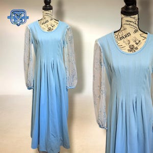 Vestido longo azul retrô vintage dos anos 70 com mangas balão, mod. de festa grande