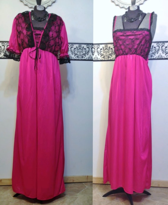1970/'s Electric Blue /& Black Lace Pin Up Nightgown by Inner Most Pin Up 1980/'s Vintage Lingerie Size Medium Bridal Honeymoon Chemise
