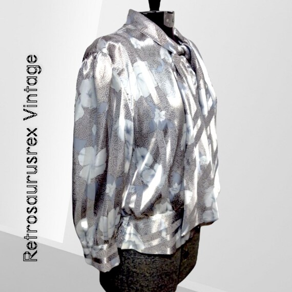 1970's Silver and Grey Secretary Blouse by Frejan… - image 7