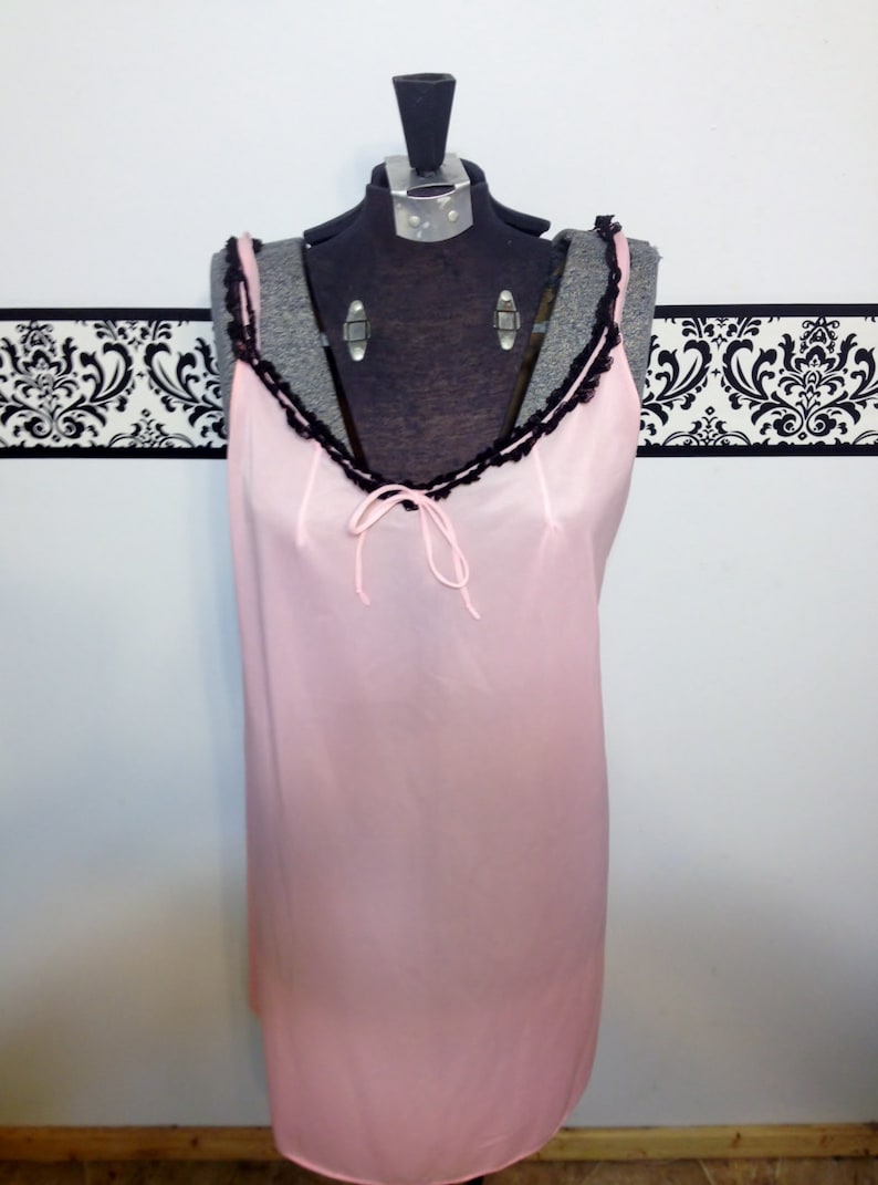 Mad Men Nightgown Vintage Pink Negligee Pin Up Lingerie 1960/'s Tangerine Pink with Black Lace Baby Doll Nightie Large XL