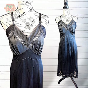 Vintage 50&#39;s 60&#39;s Retro Pinup Black Lace Sexy Slip Dress, Medium