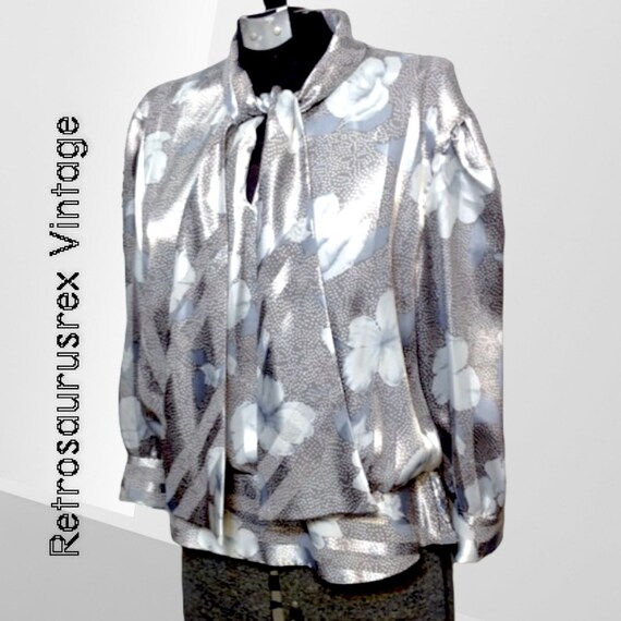 1970's Silver and Grey Secretary Blouse by Frejan… - image 4