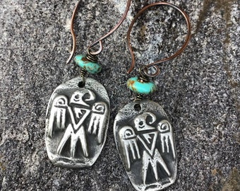 Pendientes rústicos de tormenta con alambres de oreja de color turquesa y cobre desgastado de Weathered Soul