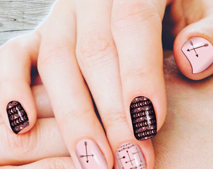 Beautiful soft tones of pinks and brown with arrows western nail wraps