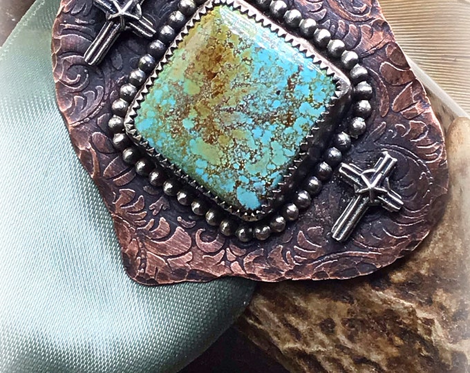 What a western statement ring, oxidized tooled looking copper with Kingman American mined stunning turquoise and rustic star crosses OOAK
