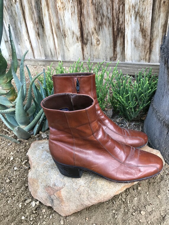 vintage florsheim boots
