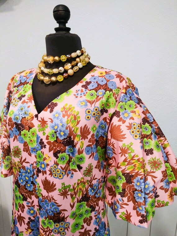 1960's Pink Floral Maxi Dress with Bell Sleeves - image 3