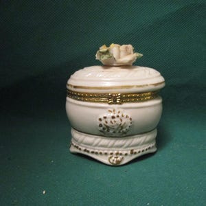 Vintage Ring Box