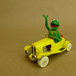 Vintage 1979 The Muppet Show Kermit - Kermit the Frog - Jim Henson Associates - Made in Great Britain - Diecast Car - Collectible - Toy