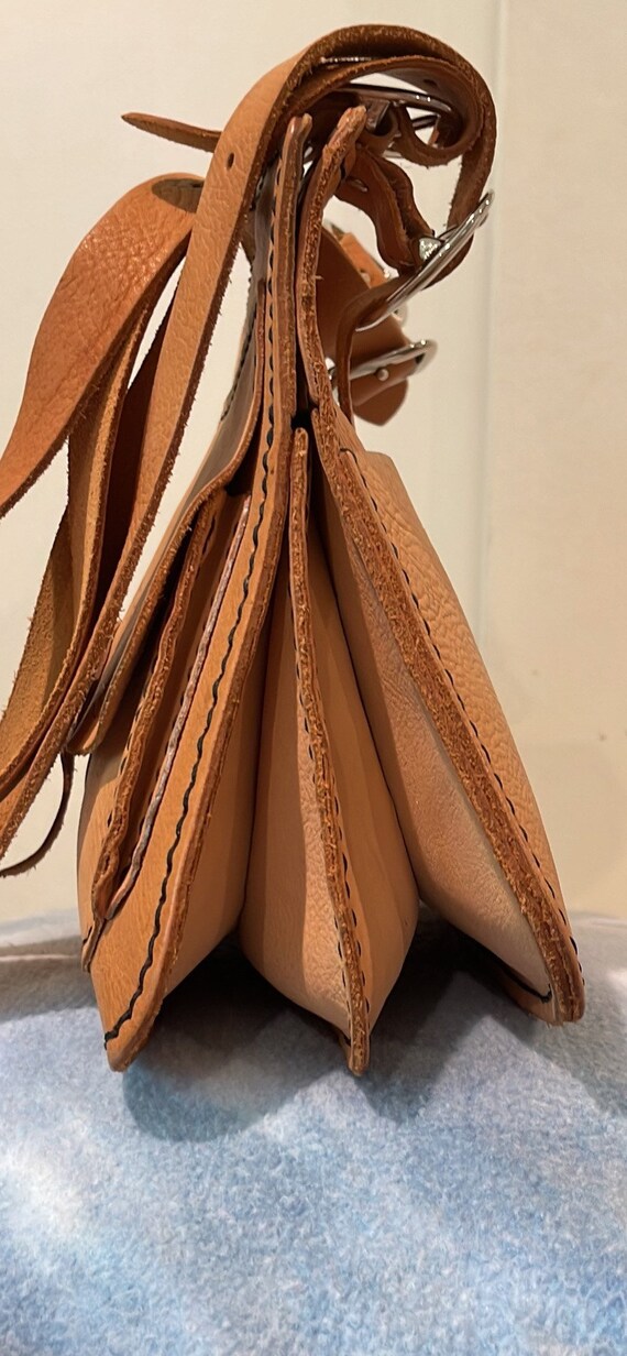Vintage Handmade Tooled Leather Purse - image 3