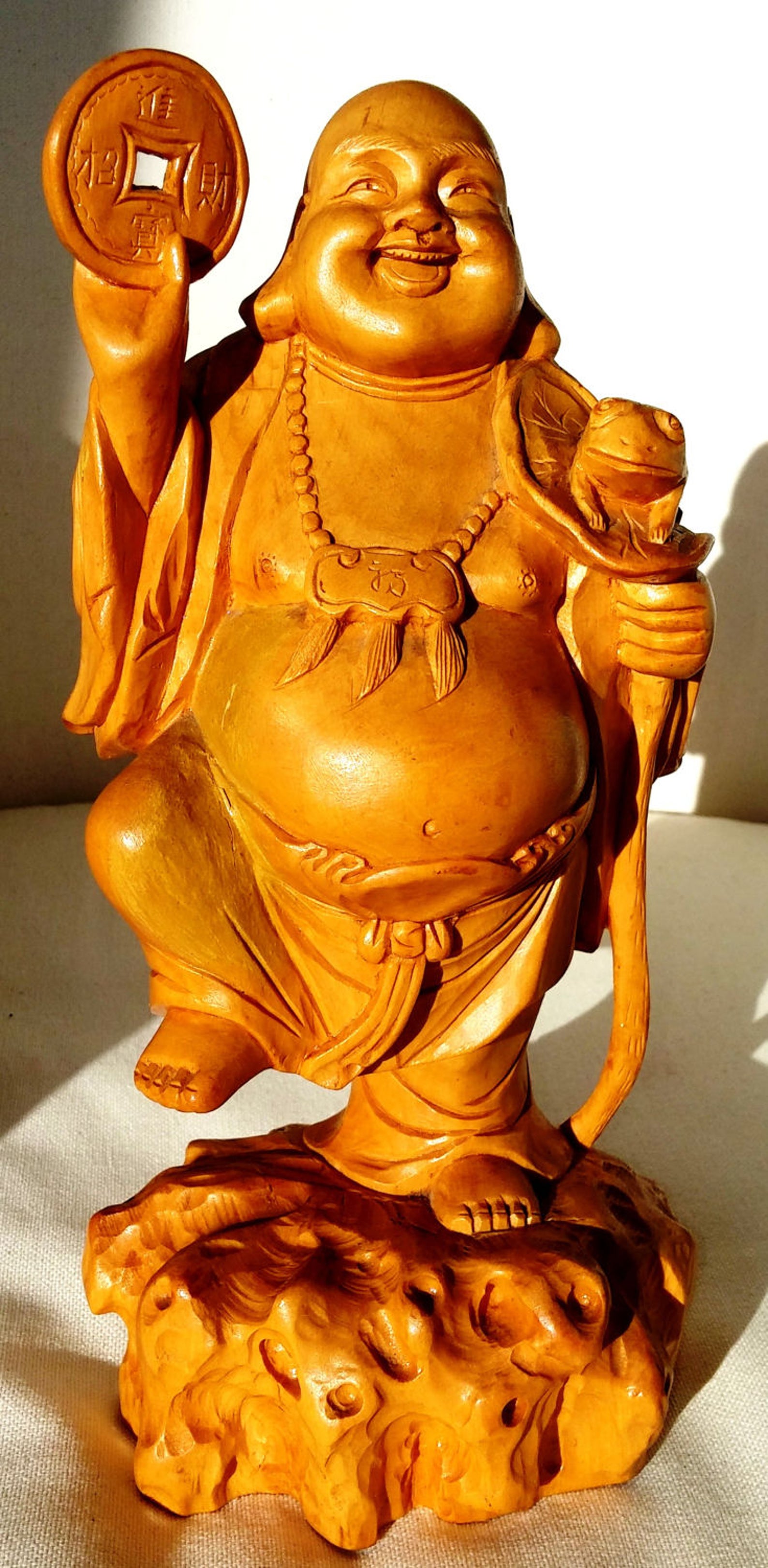 Buda de madera tallada para la suerte la alegría hecho a Etsy