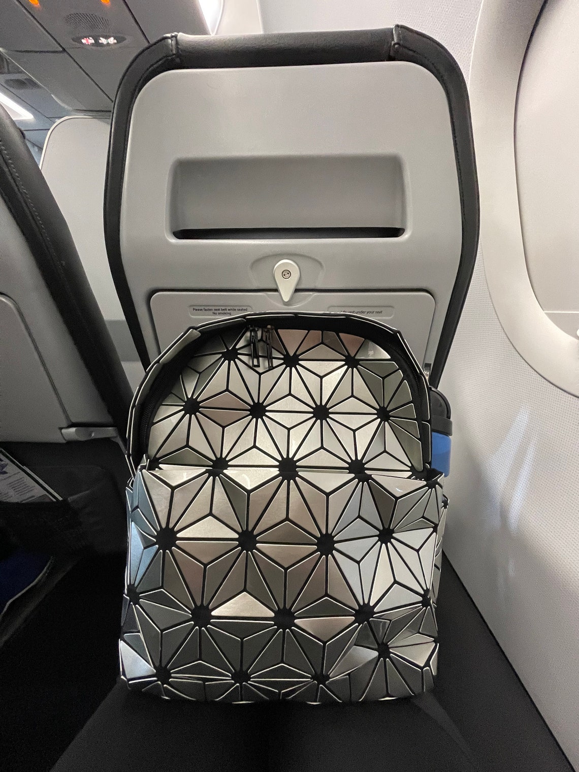 egg changing bag shadow black