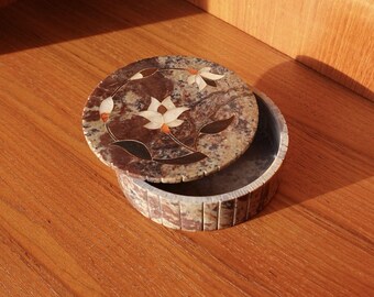 Vintage Hand Carved Soapstone Floral Trinket Jewelry Box Pearl Inlay