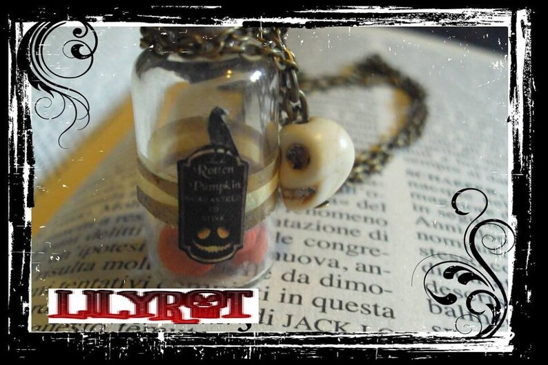 Bottle cork necklace 2 style halloween poison pumpkins blood fangs charms