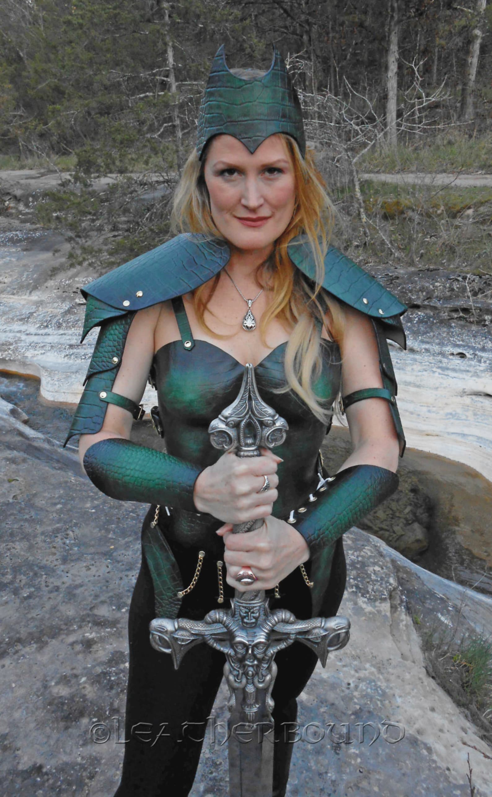 Woman's Leather Green Dragon Armor With Breastplate, Pauldrens, Bracers