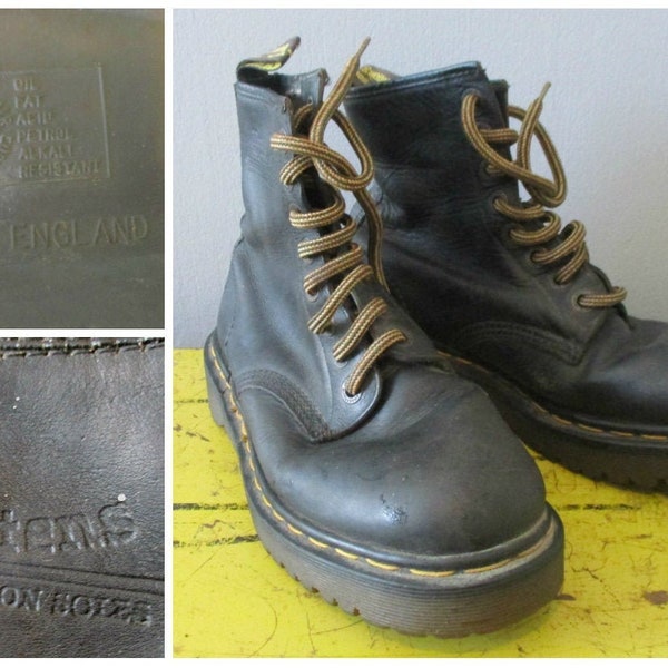 Vintage 8 lace hole Dr Martens .Made in England,   1980s, vintage Dr MartensSize UK 4 (U.S women 7,EUR 37),Dr martens boots