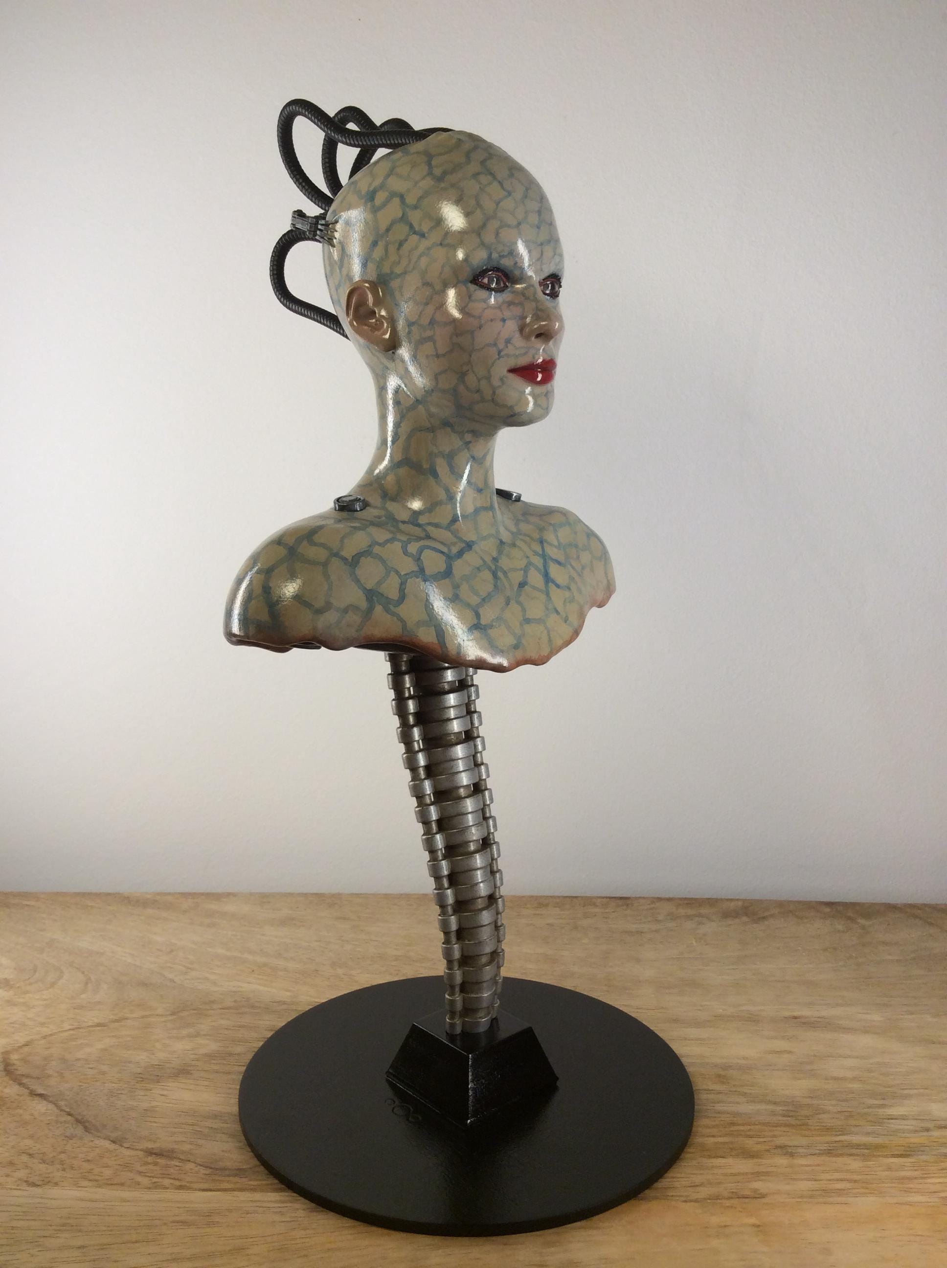 Hive Queen Resin Bust – Hand-painted Cyborg Sculpture | Fantasy & Sci ...