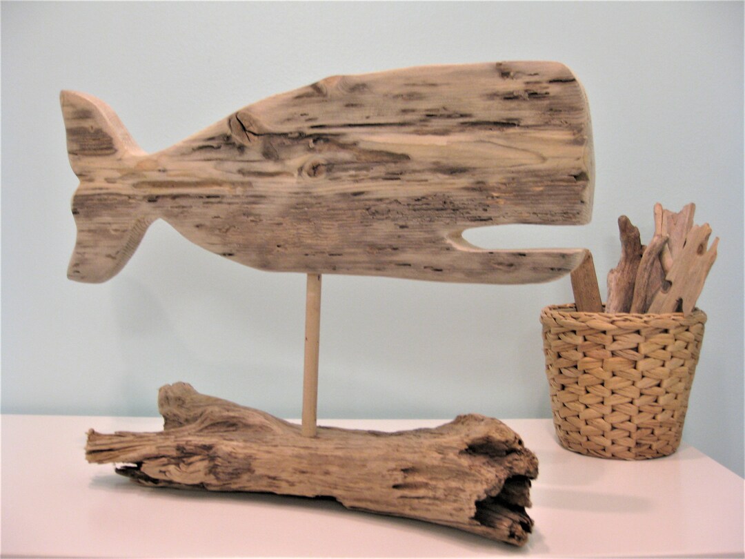WHALE ON STAND main image 0
