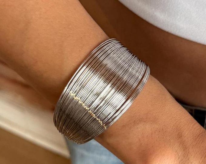 Silver Cuff Bangle Bracelet Dainty Chunky Wire 90s Boho Style Minimal Jewelry