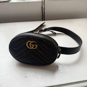 Vintage gucci fanny pack - Etsy 日本