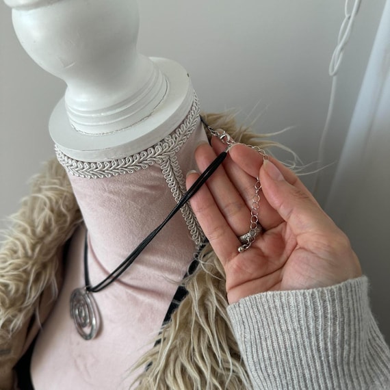 90s Spiral Choker Necklace Basic Statement Silver… - image 5