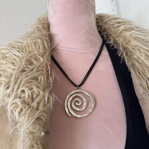 90s Spiral Choker Necklace Basic Statement Silver… - image 4