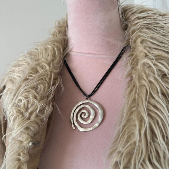 90s Spiral Choker Necklace Basic Statement Silver… - image 3
