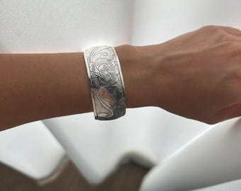Silver Floral Arm Cuff Statement Bracelet Bangle Boho Indie 90s Vintage Style Womens Clothing