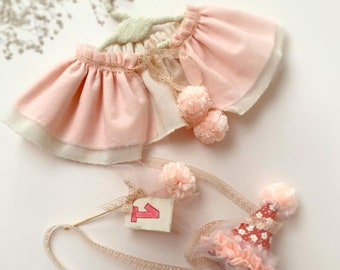 Conjunto de gorro para la sesión de fotos de primer cumpleaños con tarta, gorro de fiesta color melocotón + cuello con volantes y adorno para tarta, listo para enviar. Vendedor del Reino Unido.