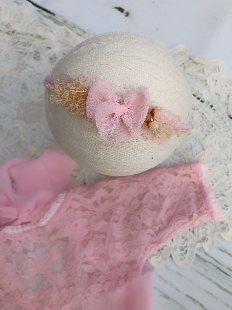 Pink Newborn Girl Lace Romper Set, Newborn Girl Photo Outfit, Baby Girl Open Back Long Sleeve Romper Props, Newborn Photography Props, RTS image 3