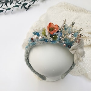 Eerste verjaardag kroon, 1e verjaardag meisje kroon, baby bloem kroon, baby hoofdband, eerste verjaardagscadeau, sitter rekwisieten, eerste verjaardag kroon