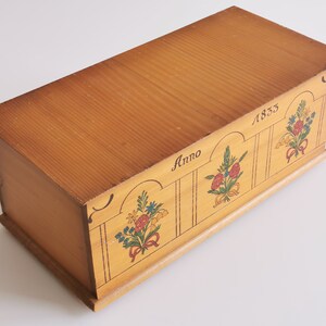 Vintage hand made and hand painted miniature chest, present box, treasure box, jewelry box or trinket box in excellent condition