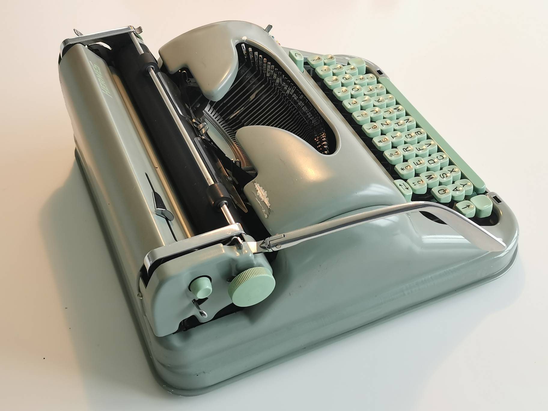 Hermes Media 3 Portable Typewriter in Working Condition With