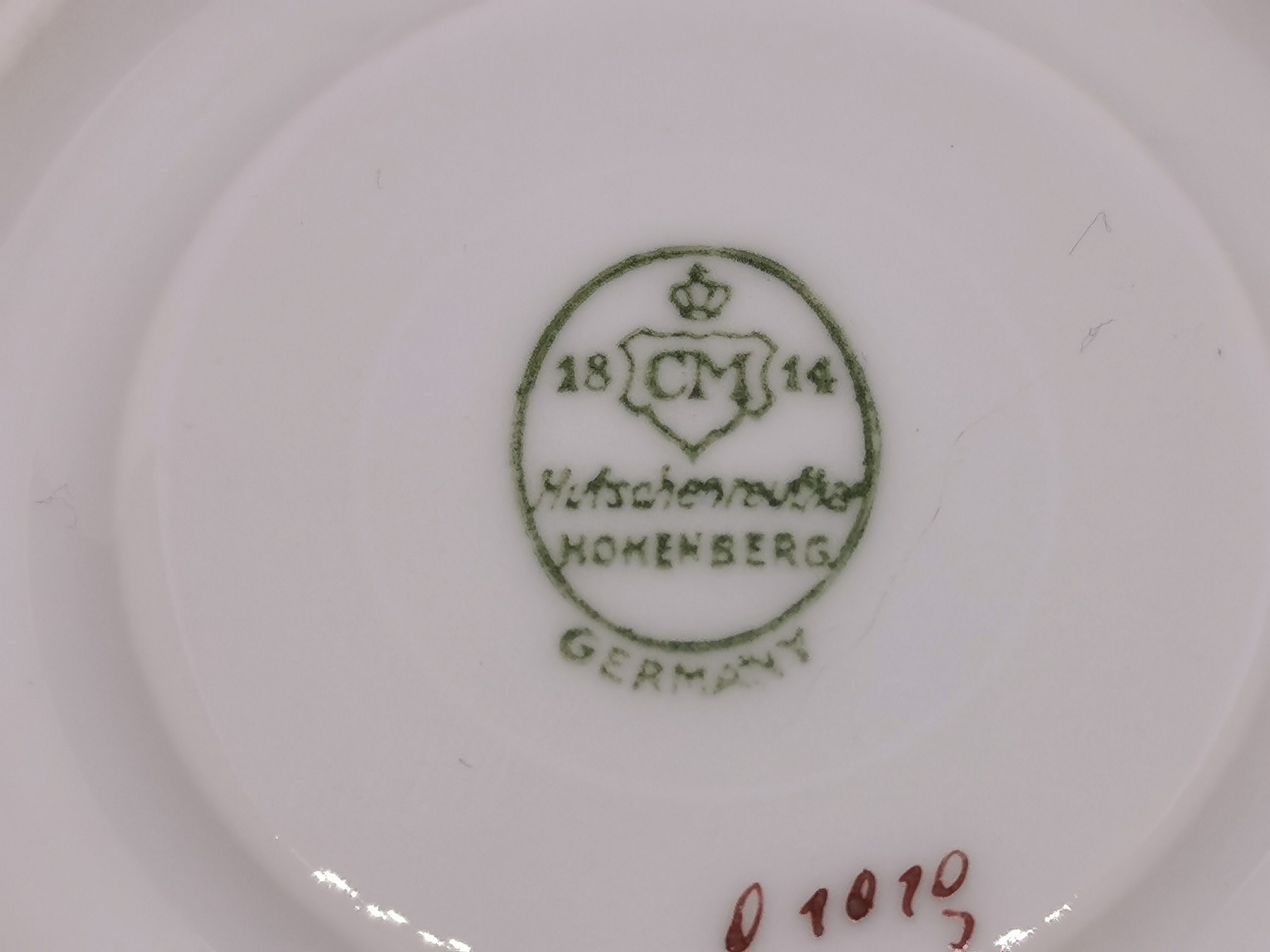 HUTSCHENREUTHER HOHENBERG Vintage Fine Bone Porcelain Gold