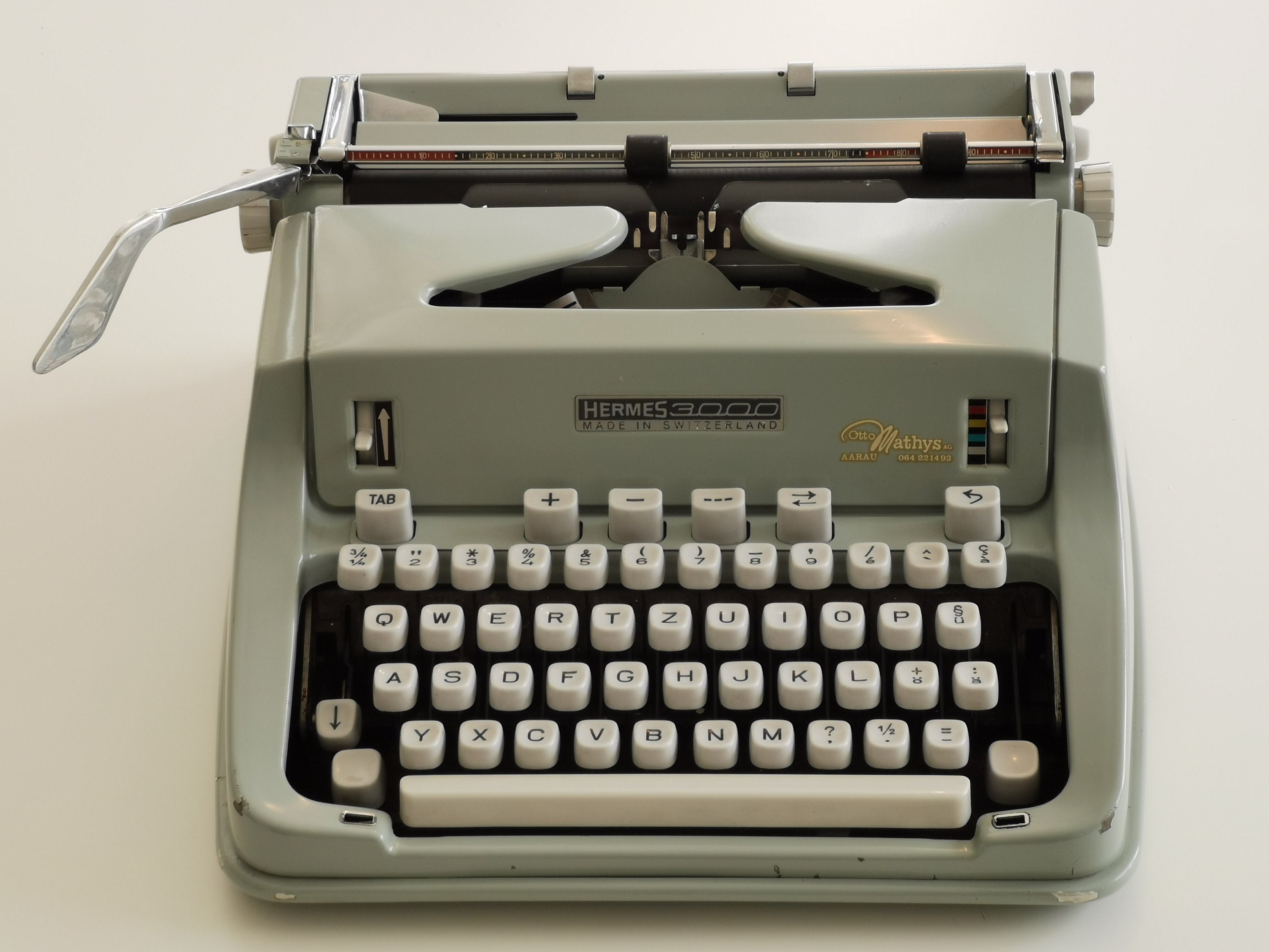 HERMES Rocket タイプライター スイス製
