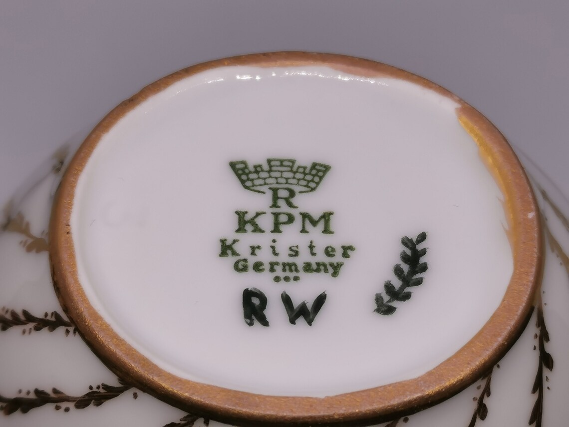 Was Bedeutet Royal Porzellan Bavaria Kpm Royal Porzellan Bavaria KPM Handmade Handarbelt Porcelain Vase Germany