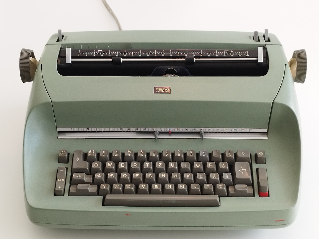 IBM Selectric golf Ball Vintage Electric Typewriter in Original Emerald Green Color, Switzerland