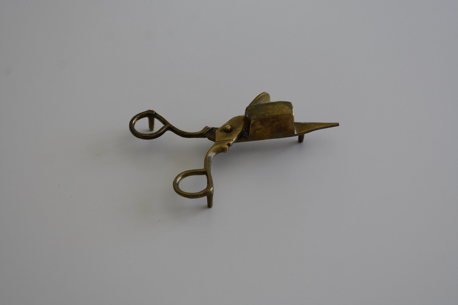 Vintage Brass Candle Wick Trimmer Snuffer Footed Scissors Etsy