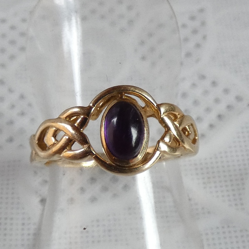 9ct Yellow Gold Spinning Amethyst Signet Ring