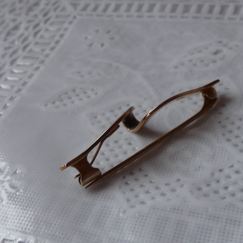 Vintage 9ct Yellow Gold Bow Brooch