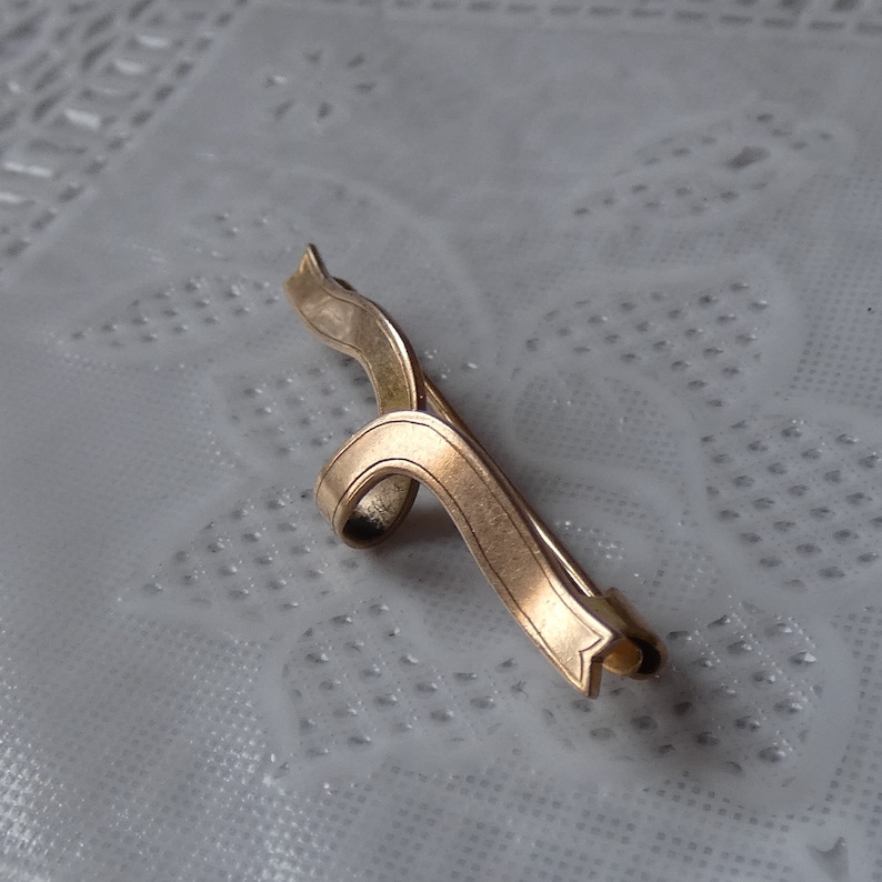 Vintage 9ct Yellow Gold Bow Brooch