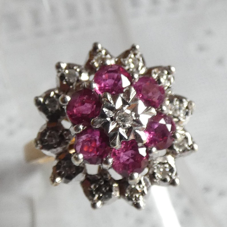 Sparkling 9ct Yellow Gold Diamond Ruby Cluster Ring