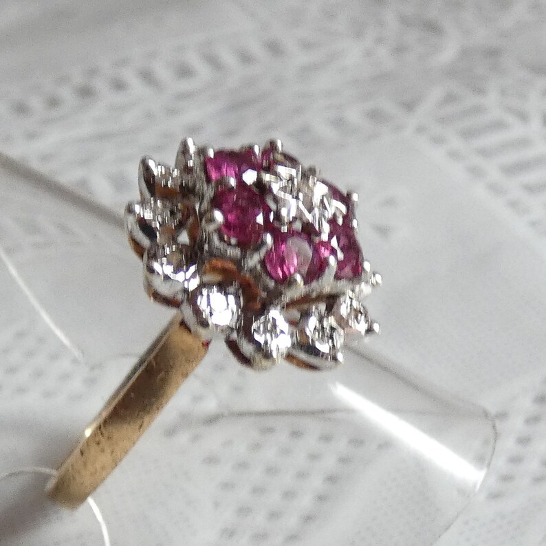 Sparkling 9ct Yellow Gold Diamond Ruby Cluster Ring