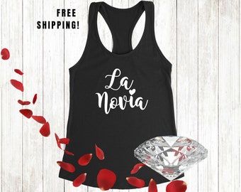 La Novia - Spanish Wedding Tank Top with Delicate Heart Graphic - Bridal Tee for The Special Day