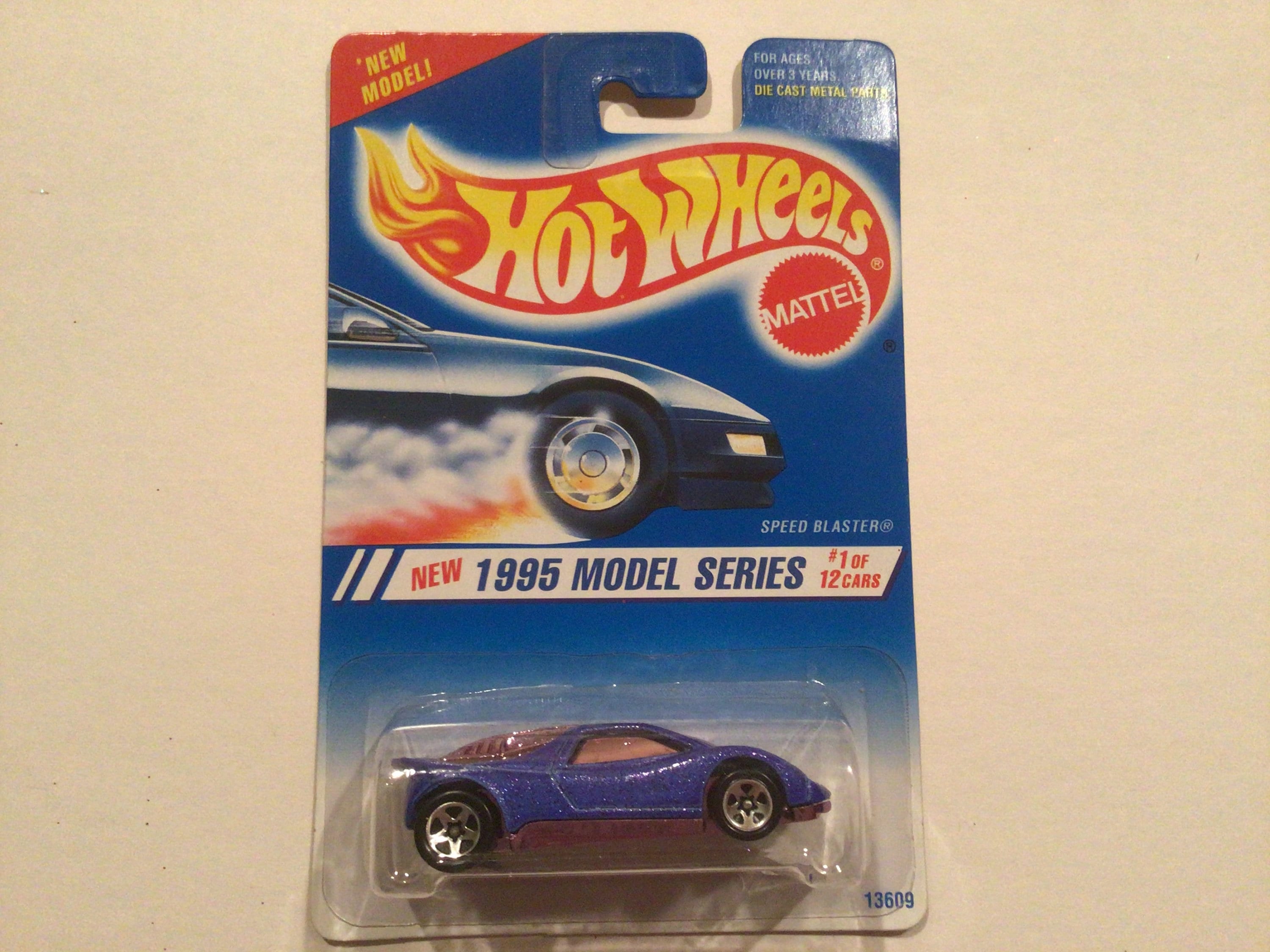 ホットウィール1995年NEW MODEL SERIES+バリエーション計30台 Amazon.co.jp: ホットウィール / 1995 ハイドロプレーン 1998 HW 30th