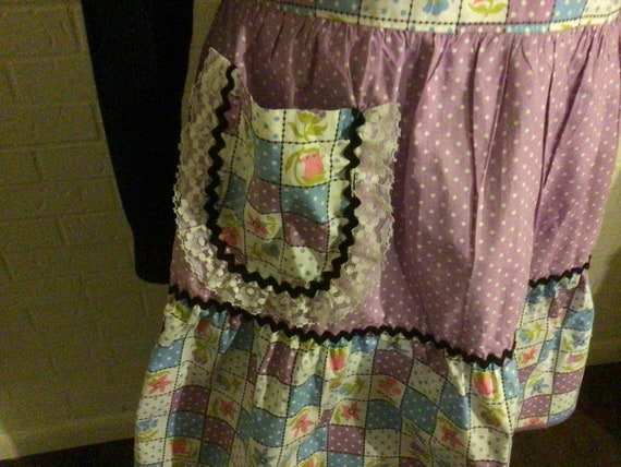 Vintage bib apron Kitchen apron Small woman apron… - image 4