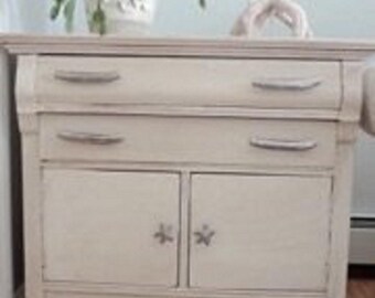 Razor Clam Shell Cabinet Knob | Antique Silver Beach Drawer Handle Coastal Home Decor Nautical Bathroom Pull Unique Seashell Molded