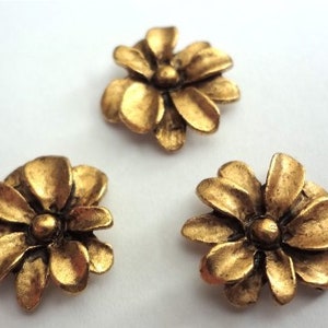 Flower Push Pins, Daisy Thumb Tacks, Gold Office Decor, Bulletin Board Decor, Metal Push Pins, 15pc Set, Antique Gold