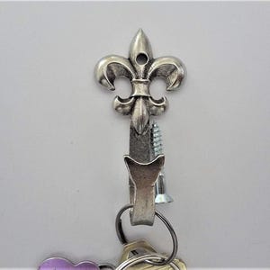 Fleur De Lis Hook: Electroplated Oiled Rubbed Bronze Wall Hook