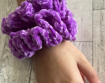 Scrunchie Set/hair tie/purple velvet scrunchie